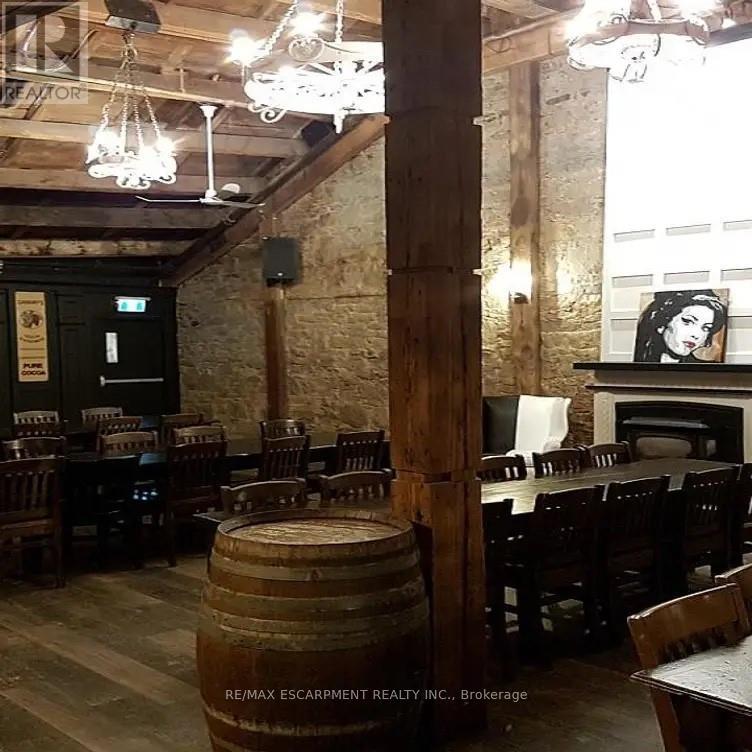 33 Bowen Street, Hamilton, Ontario  L8N 3Y6 - Photo 5 - X12517234