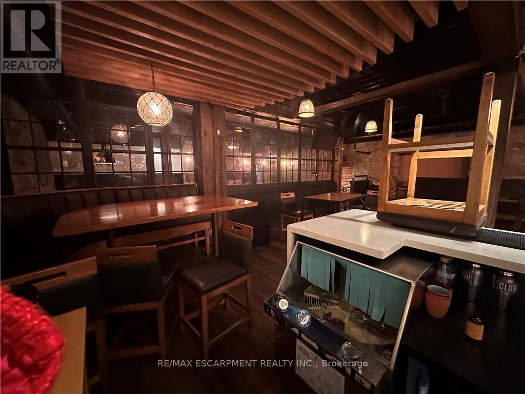 33 Bowen Street, Hamilton, Ontario  L8N 3Y6 - Photo 9 - X12517234