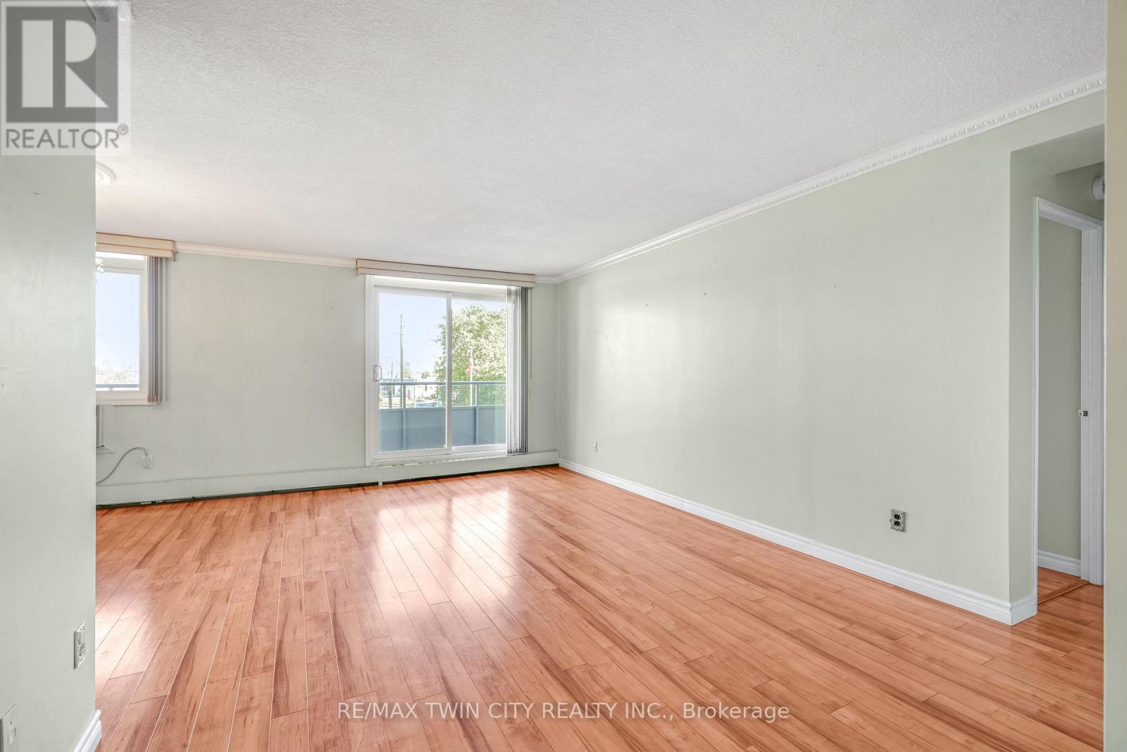 305 - 640 West Street, Brantford, Ontario  N3R 6M3 - Photo 14 - X12517280