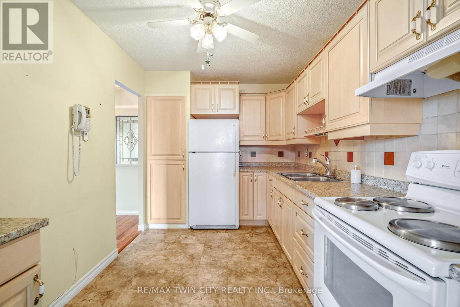 305 - 640 West Street, Brantford, Ontario  N3R 6M3 - Photo 19 - X12517280