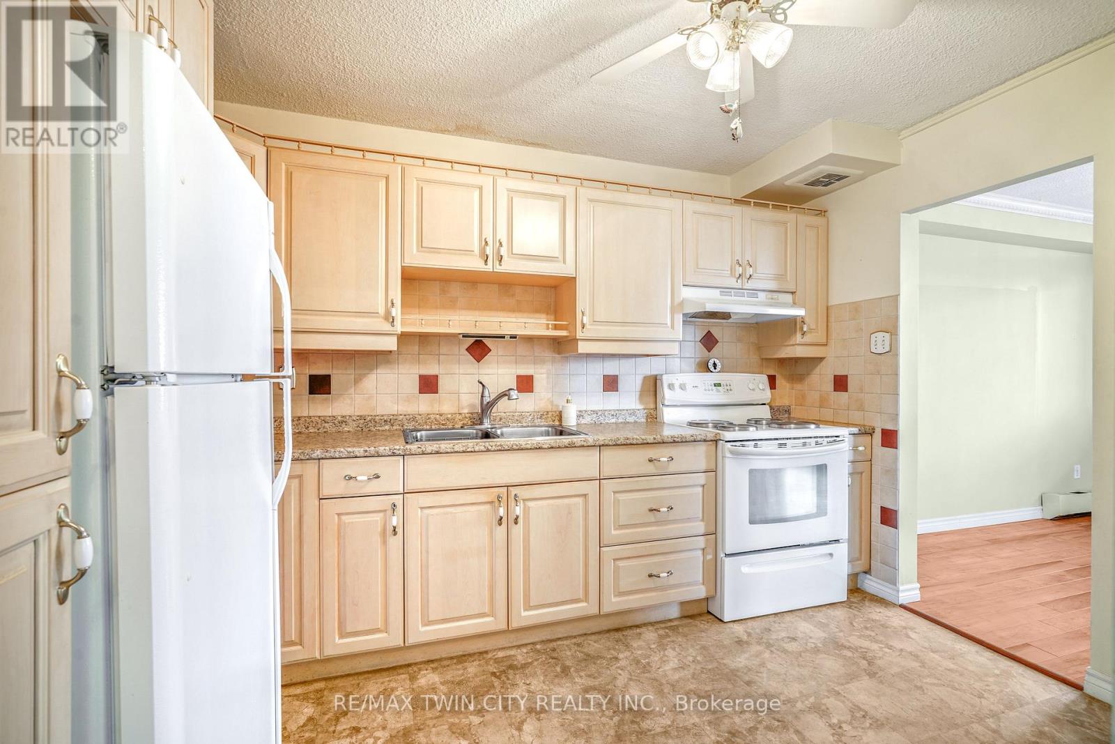 305 - 640 West Street, Brantford, Ontario  N3R 6M3 - Photo 22 - X12517280