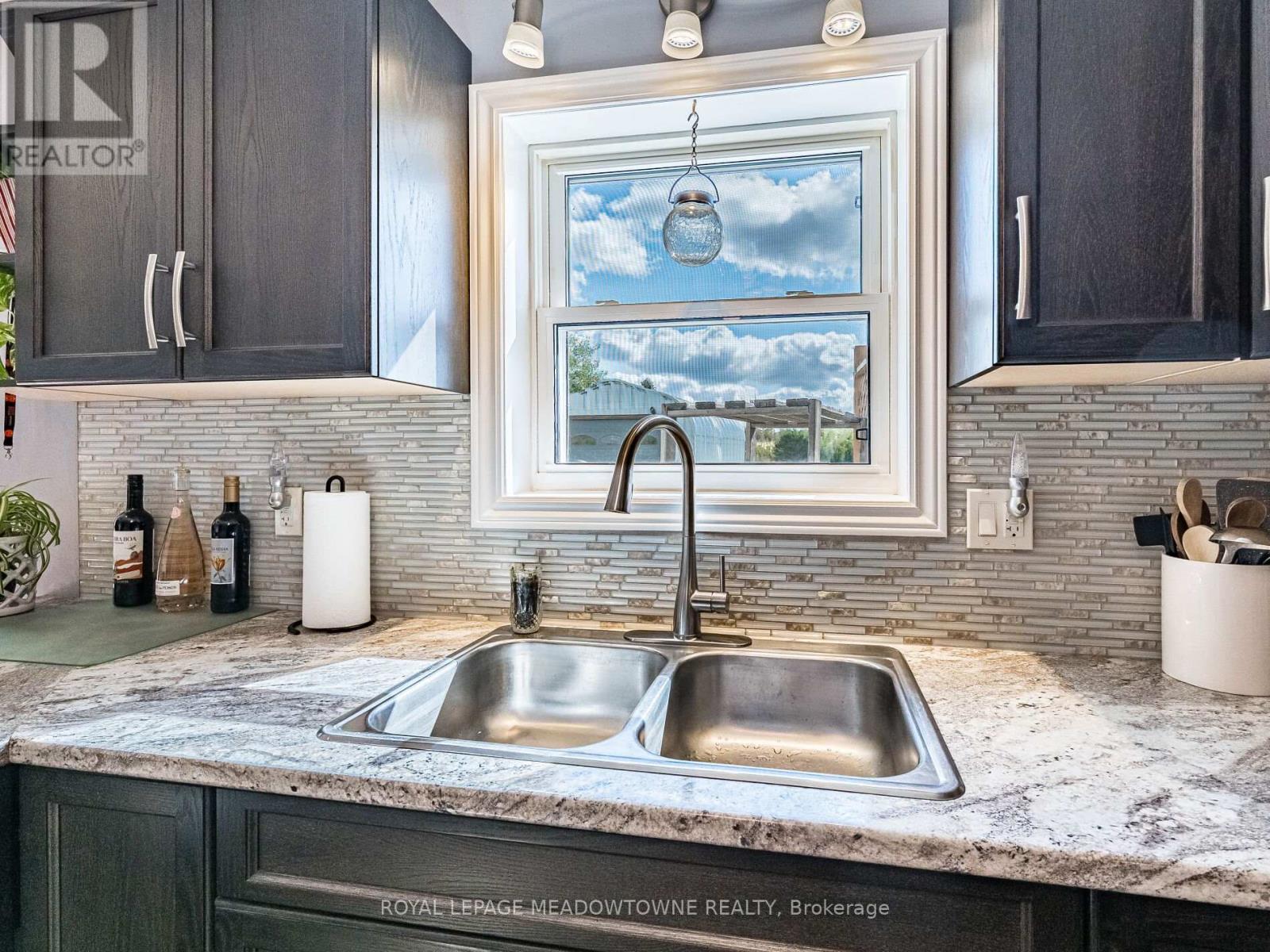 106790 Southgate Road 10, Southgate, Ontario  N0C 1B0 - Photo 18 - X12517296