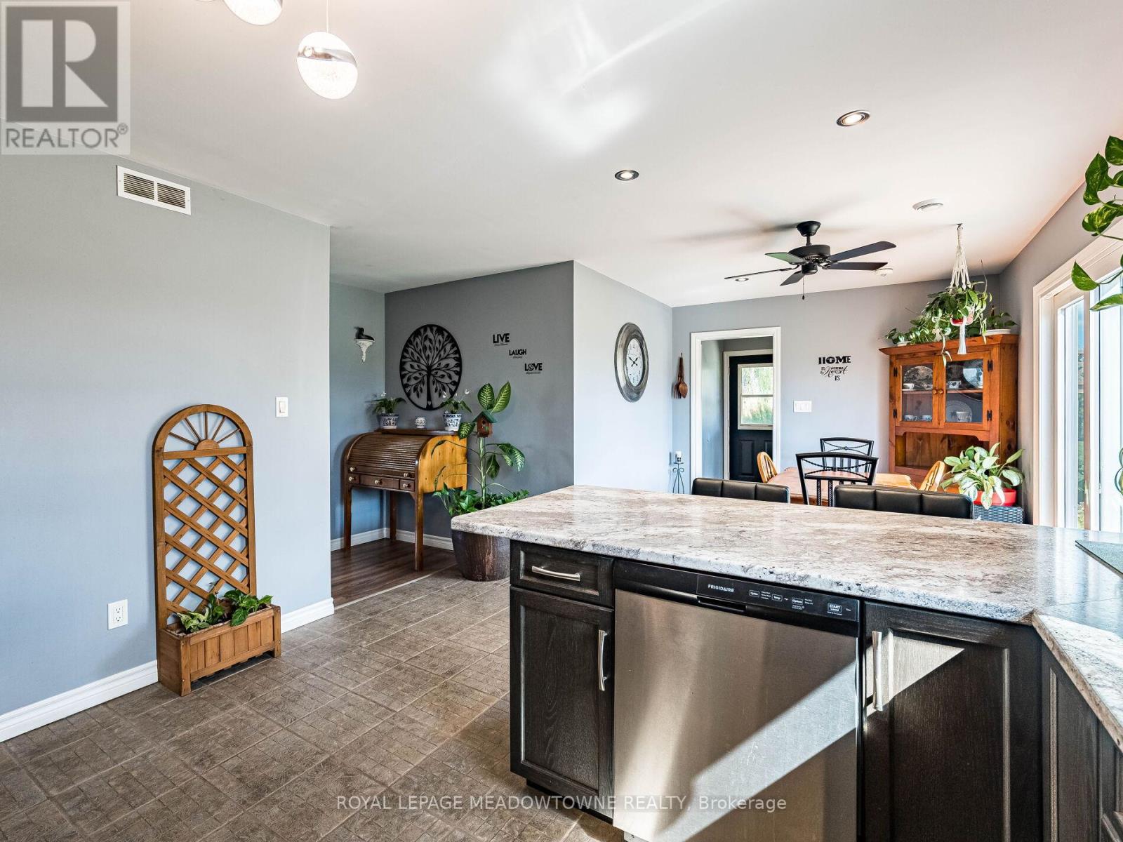 106790 Southgate Road 10, Southgate, Ontario  N0C 1B0 - Photo 19 - X12517296