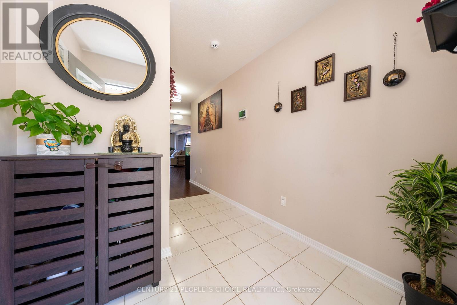 335 Falling Green Crescent, Kitchener, Ontario  N2R 0G4 - Photo 5 - X12517310