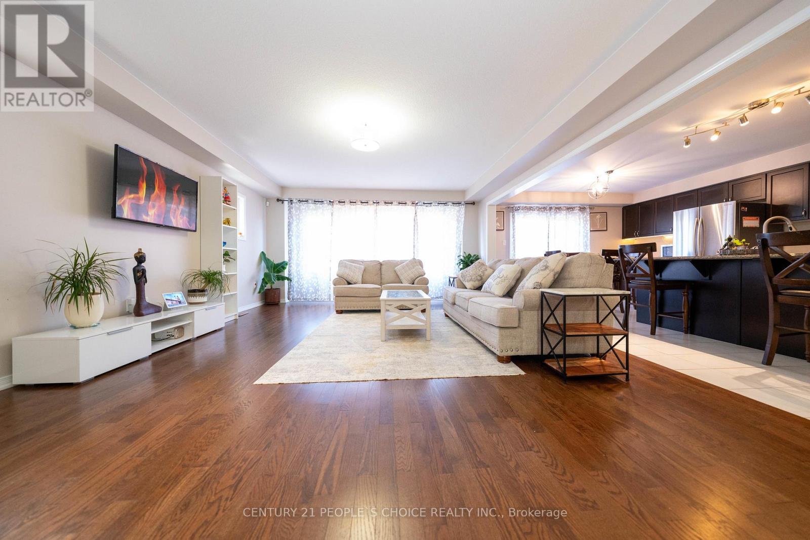 335 Falling Green Crescent, Kitchener, Ontario  N2R 0G4 - Photo 7 - X12517310