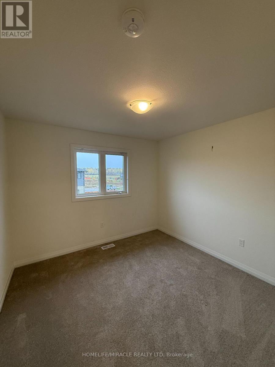 72 Samuel Avenue, Pelham, Ontario  L0S 1E1 - Photo 14 - X12517404