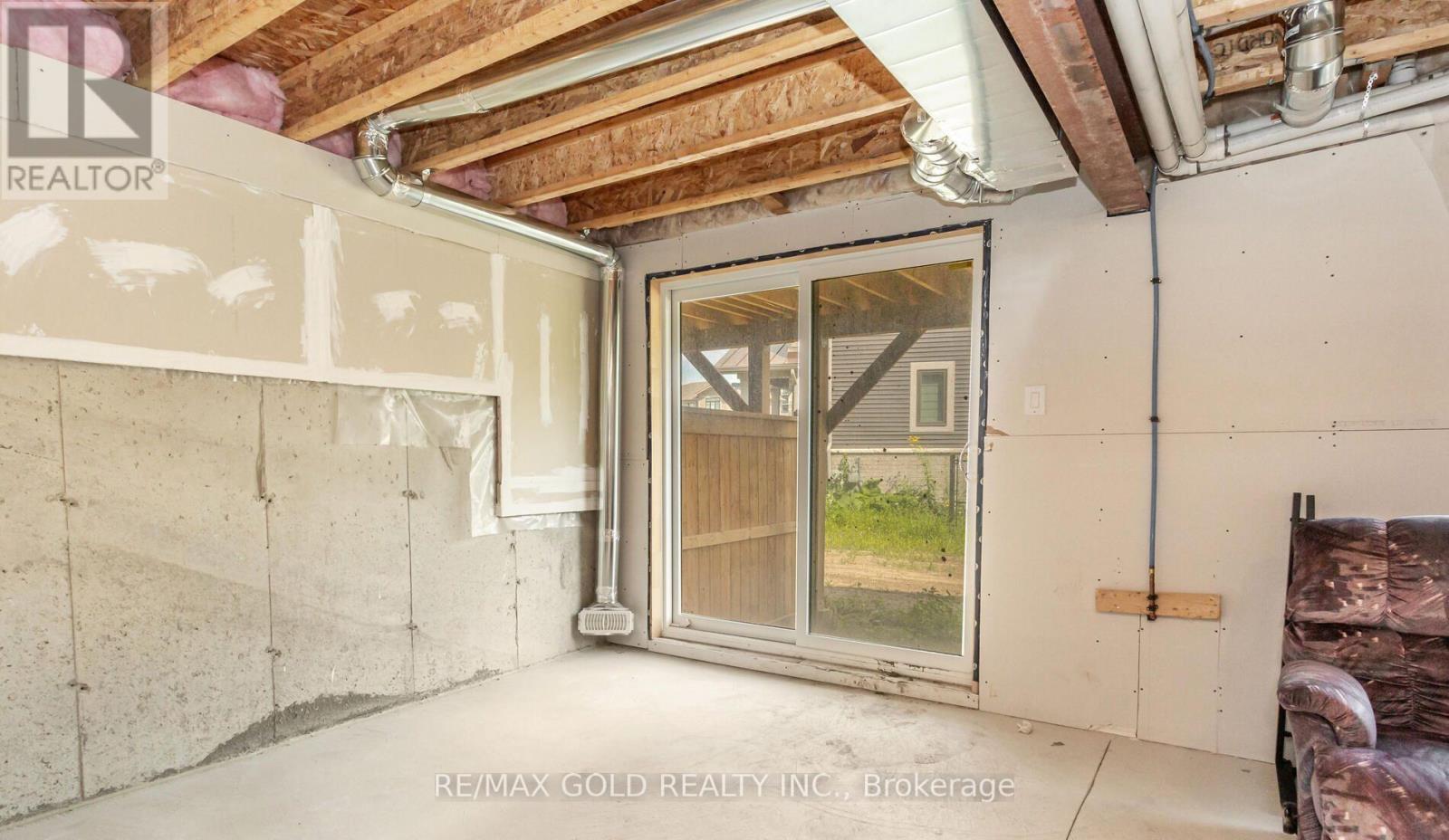 38 - 10 Birmingham Drive, Cambridge, Ontario  N1R 0C7 - Photo 35 - X12517454