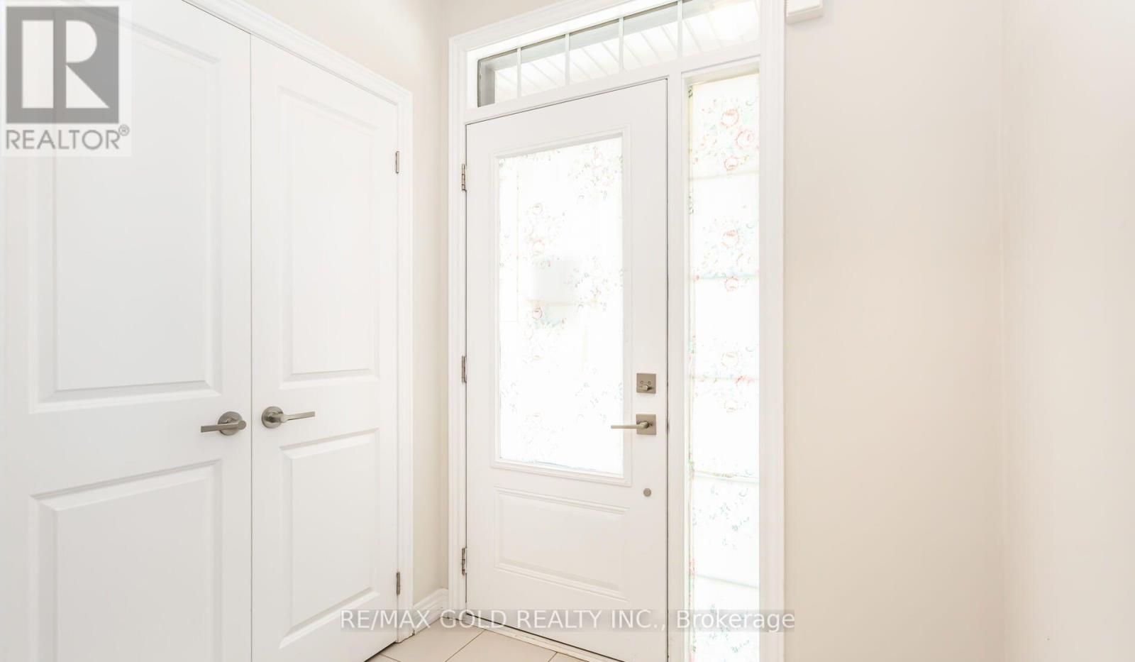 38 - 10 Birmingham Drive, Cambridge, Ontario  N1R 0C7 - Photo 4 - X12517454