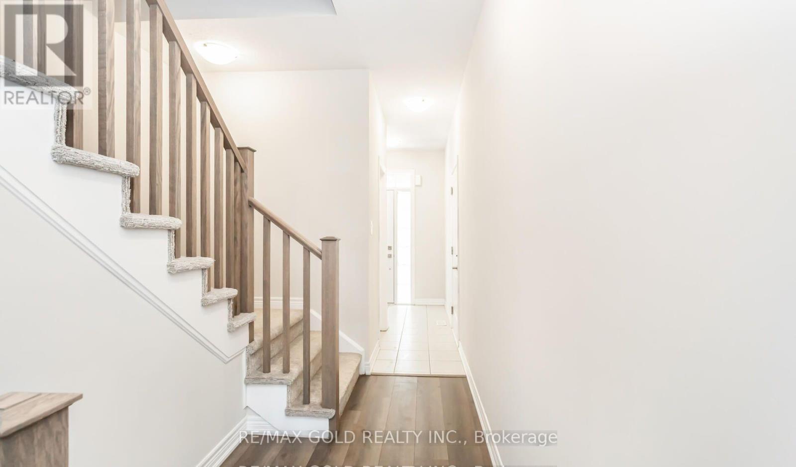 38 - 10 Birmingham Drive, Cambridge, Ontario  N1R 0C7 - Photo 5 - X12517454