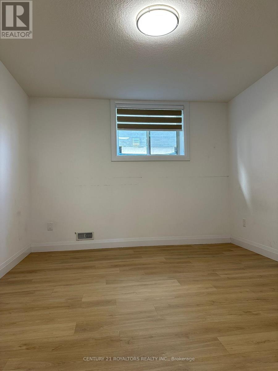 Bsmt - 1526 Chickadee Trail, London South, Ontario  N6M 1G4 - Photo 9 - X12517472