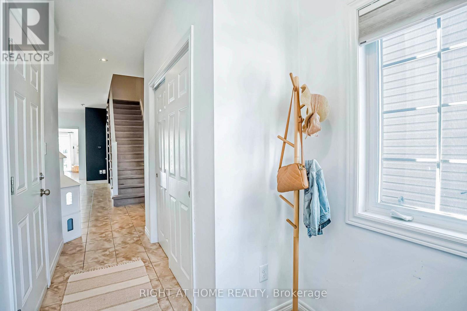 618 Knox Avenue, Hamilton, Ontario  L8H 6K3 - Photo 6 - X12517486