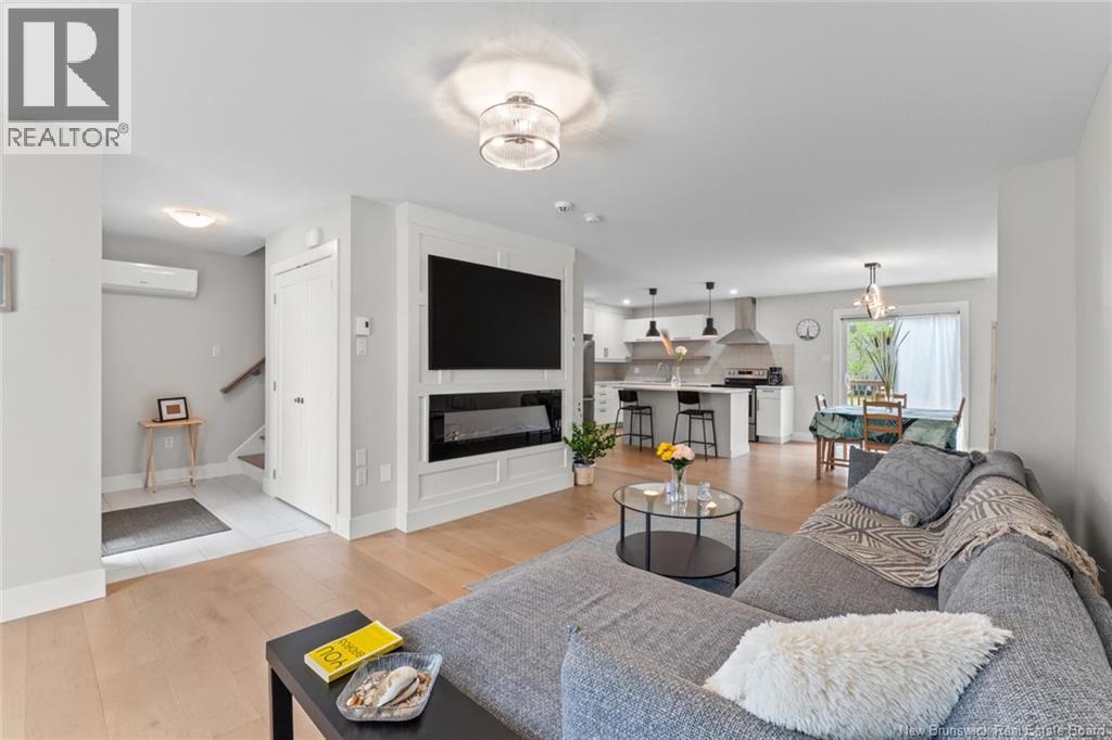 16 Brooklyn, Moncton, New Brunswick  E1A 7E8 - Photo 6 - NB129783