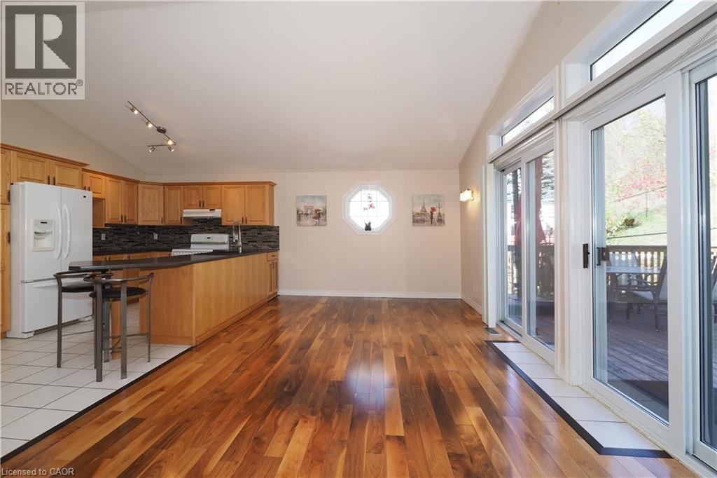 324 Keewatin Avenue, Kitchener, Ontario N2B 3W6 - Photo 12 - 40778318