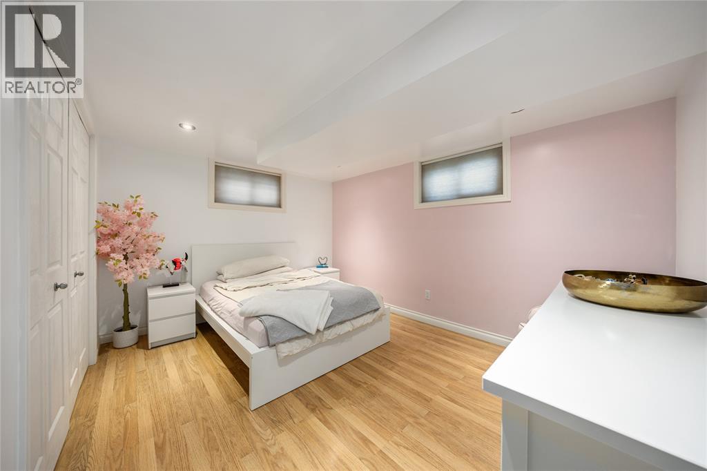 1035 Wellington Street, Sarnia, Ontario N7S 1E4 - Photo 17 - 25028117