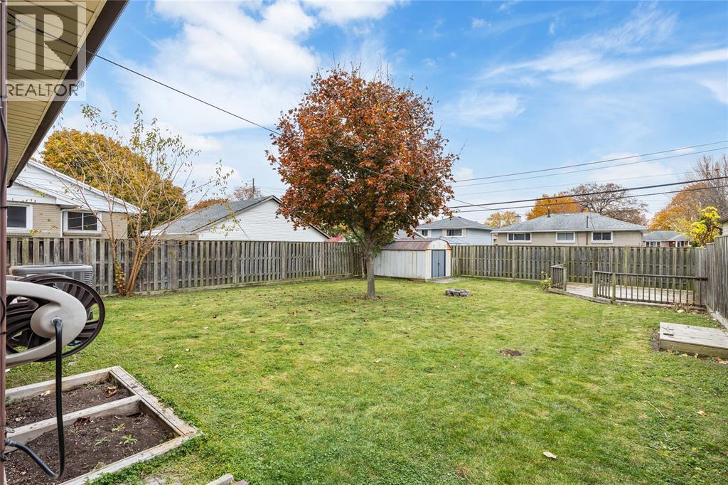 1035 Wellington Street, Sarnia, Ontario N7S 1E4 - Photo 20 - 25028117