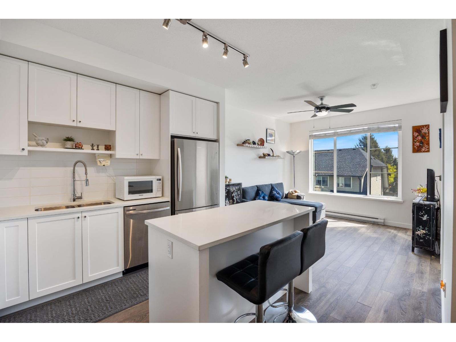 312 15835 85 AVENUE, Surrey, British Columbia