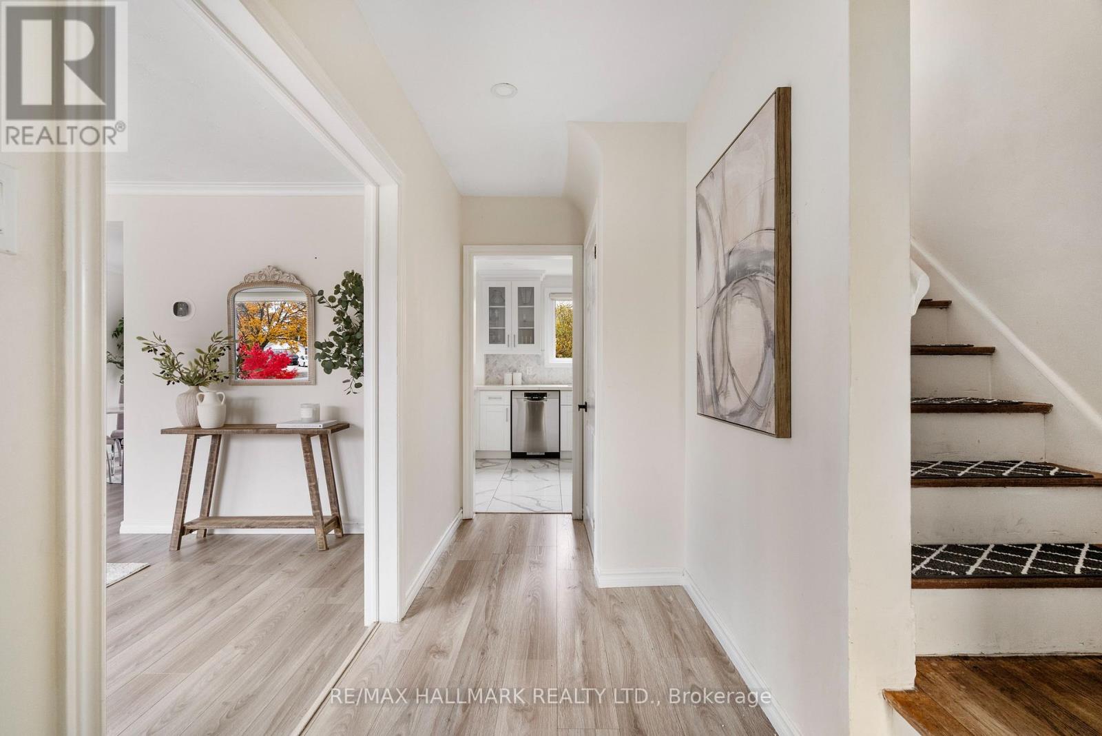 44 Athenia Court, Toronto, Ontario  M1E 2C1 - Photo 4 - E12517256