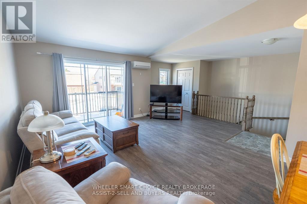 225 - 218 First Street E, Cornwall, Ontario K6H 0G2 - Photo 5 - X12517632