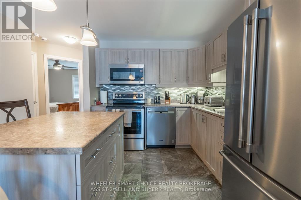 225 - 218 First Street E, Cornwall, Ontario K6H 0G2 - Photo 8 - X12517632