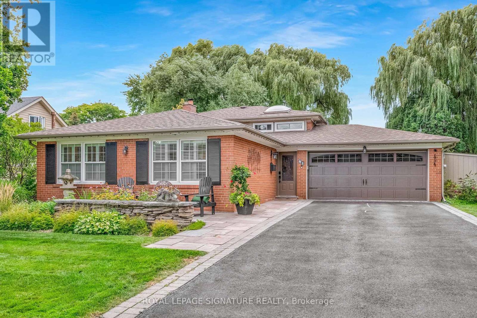 41 DENVER CRESCENT, Toronto, Ontario