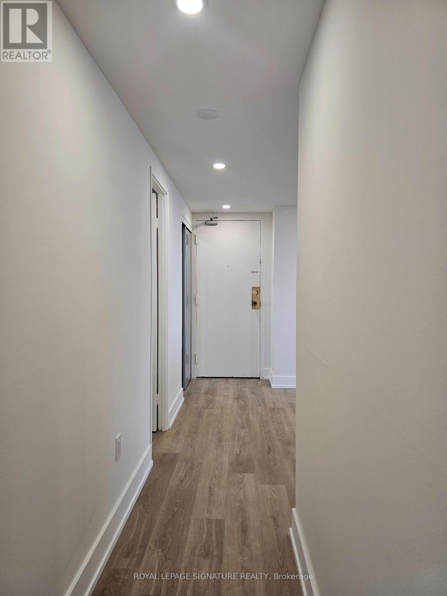 701 - 720 Spadina Avenue, Toronto, Ontario M5S 2T9 - Photo 10 - C12474150