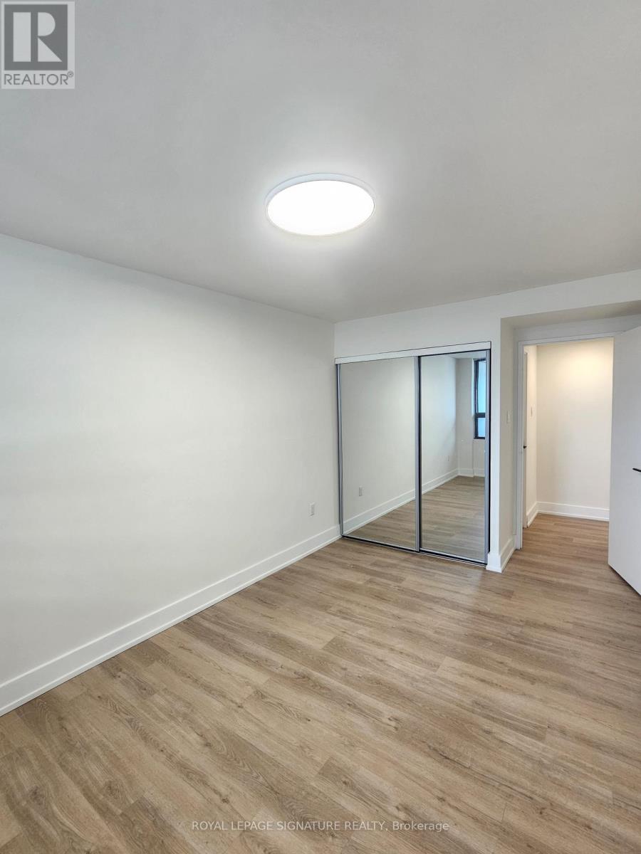 701 - 720 Spadina Avenue, Toronto, Ontario M5S 2T9 - Photo 9 - C12474150