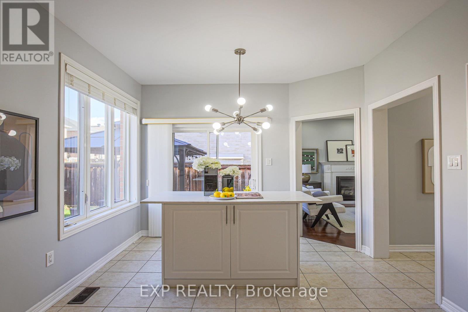 67 Pineforest Place, Markham, Ontario  L6E 2B1 - Photo 17 - N12515724