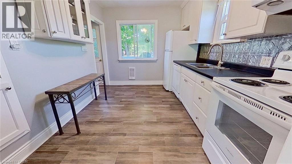 22 Brook Road S, Cobourg, Ontario  K9A 4G1 - Photo 5 - 40751517