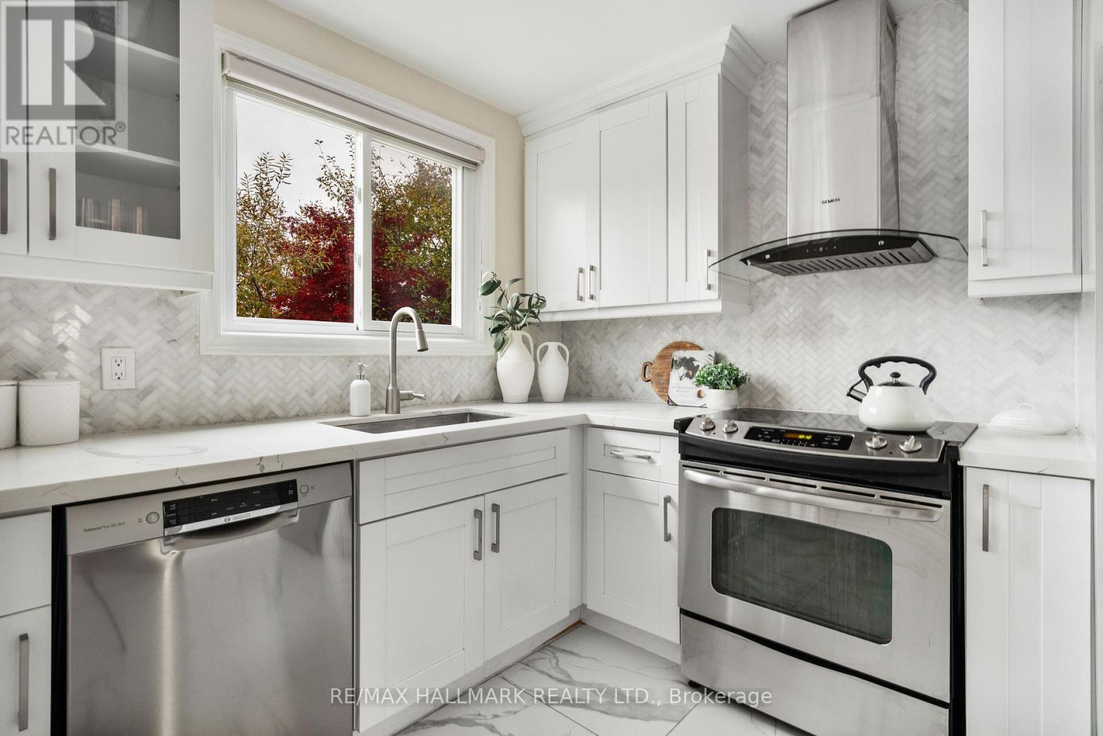 44 Athenia Court, Toronto, Ontario  M1E 2C1 - Photo 18 - E12517256