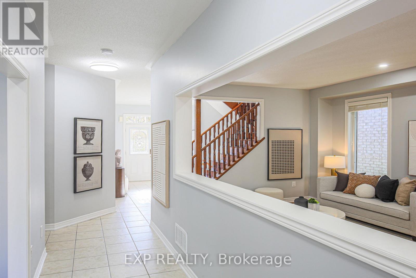 67 Pineforest Place, Markham, Ontario  L6E 2B1 - Photo 11 - N12515724