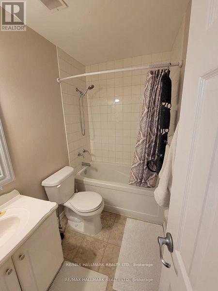 309 - 2485 Woking Crescent, Mississauga, Ontario  L5K 1Z6 - Photo 8 - W12445910