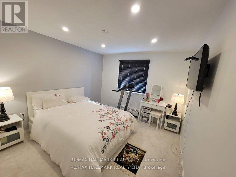 309 - 2485 Woking Crescent, Mississauga, Ontario  L5K 1Z6 - Photo 6 - W12445910