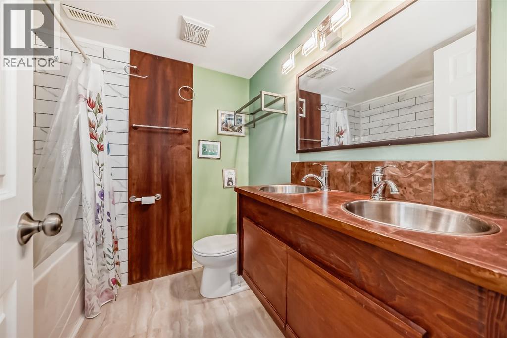 724d Raynard Crescent Se, Calgary, Alberta  T2A 1X7 - Photo 25 - A2262384