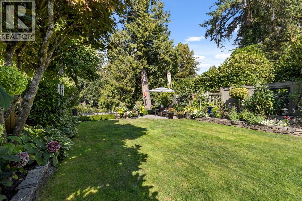 849 Riverside Drive, North Vancouver, British Columbia  V7H 1V6 - Photo 28 - R3045231