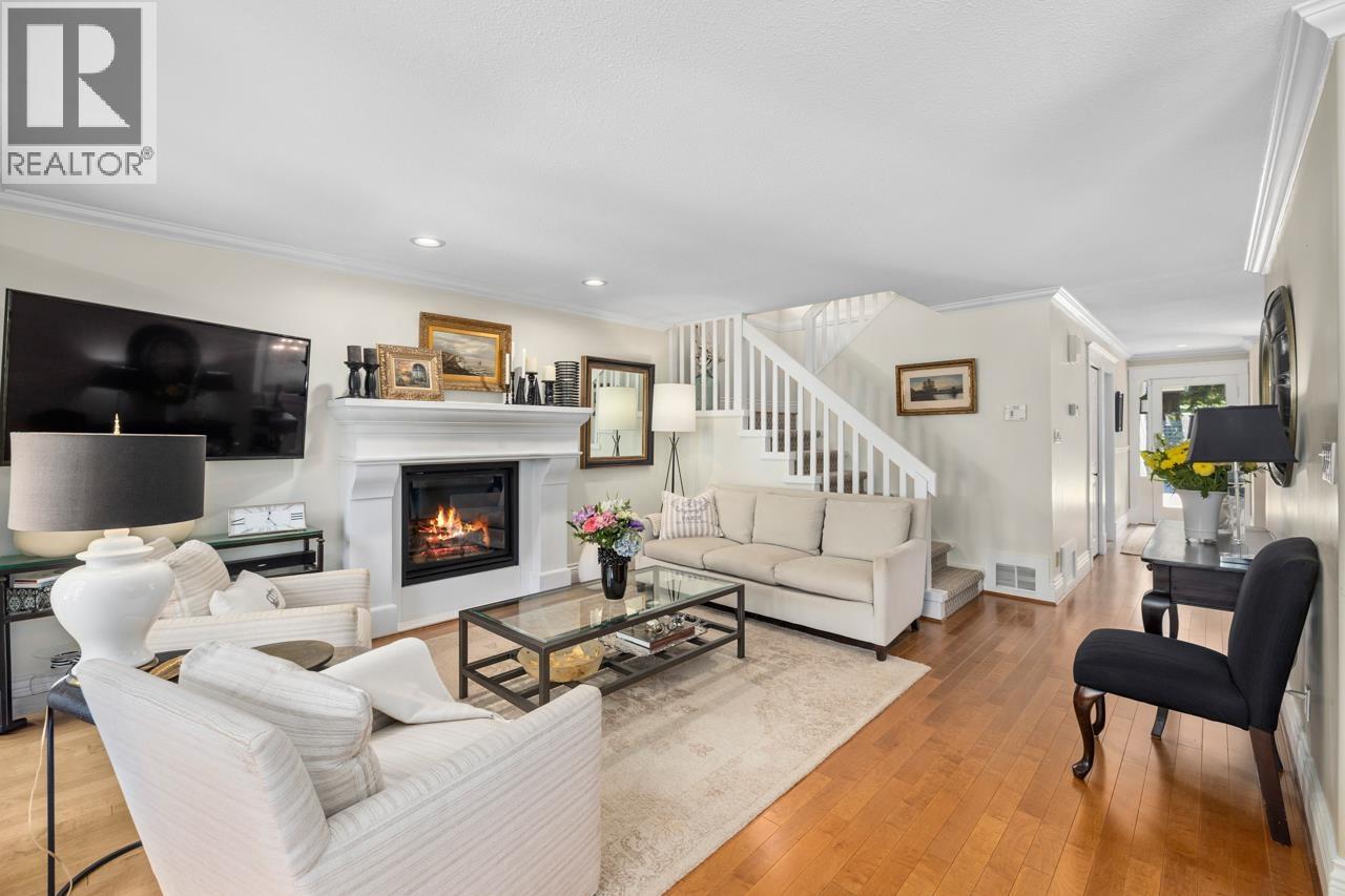 849 Riverside Drive, North Vancouver, British Columbia  V7H 1V6 - Photo 4 - R3045231