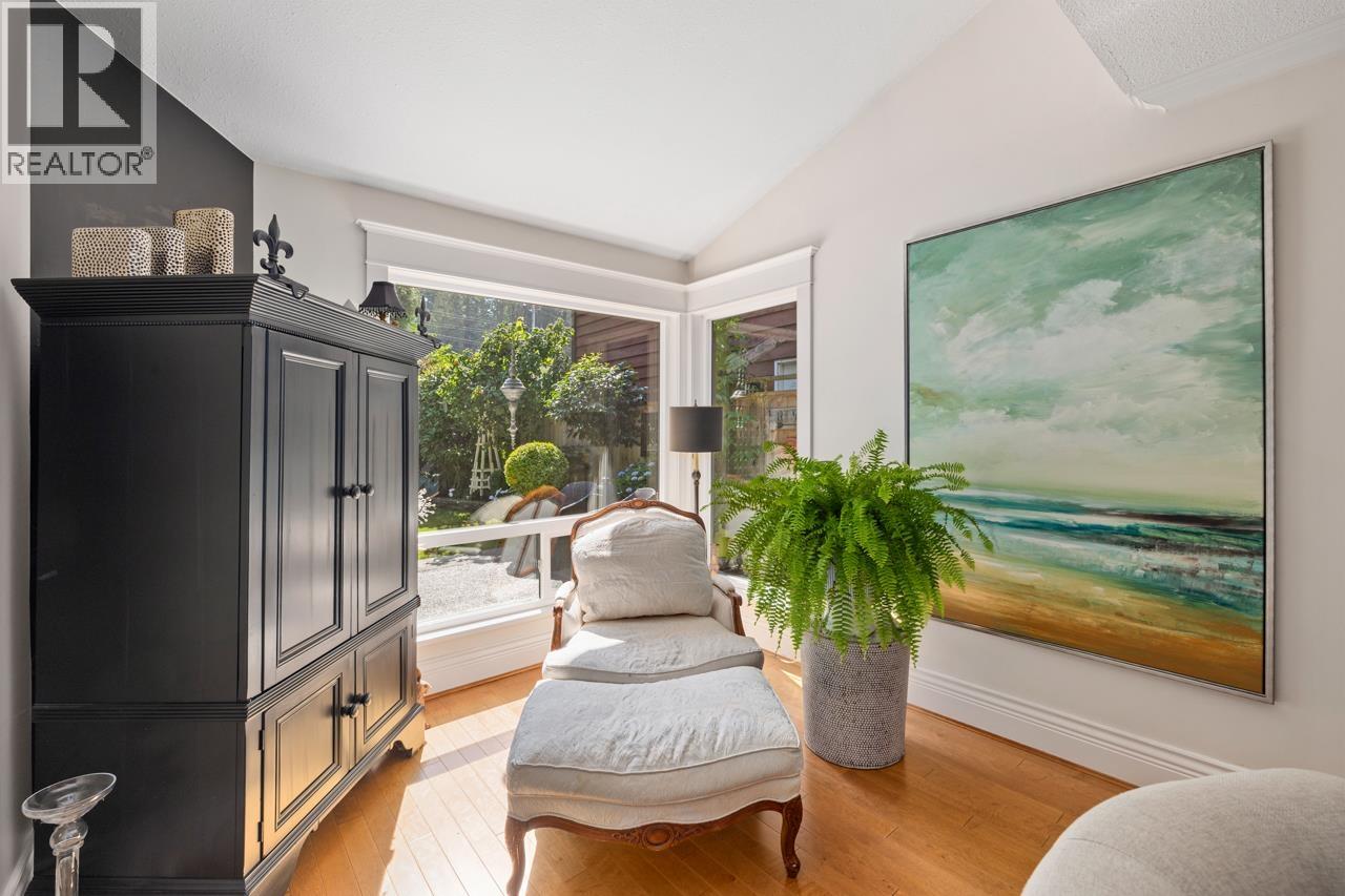 849 Riverside Drive, North Vancouver, British Columbia  V7H 1V6 - Photo 10 - R3045231