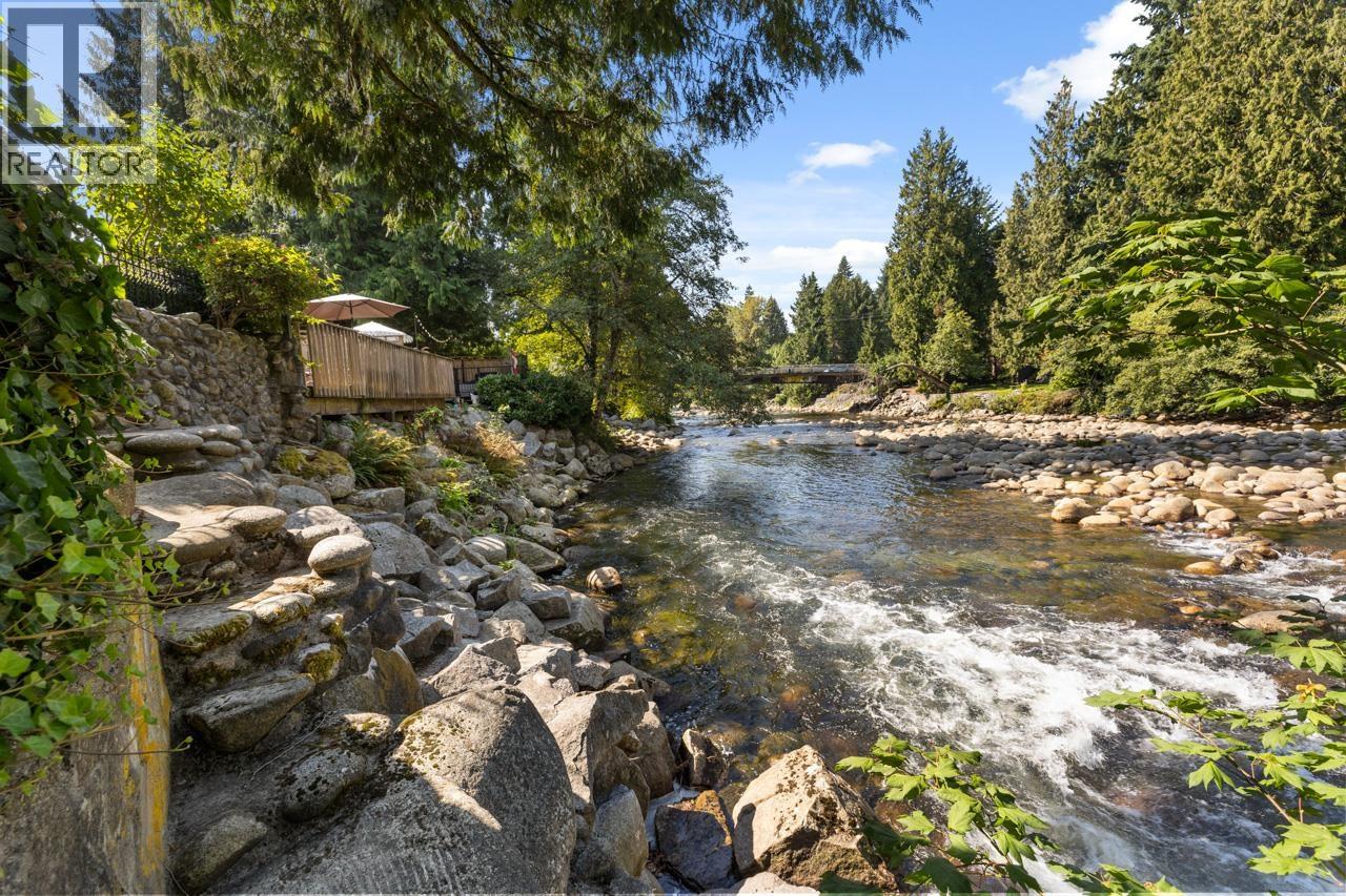 849 Riverside Drive, North Vancouver, British Columbia  V7H 1V6 - Photo 30 - R3045231