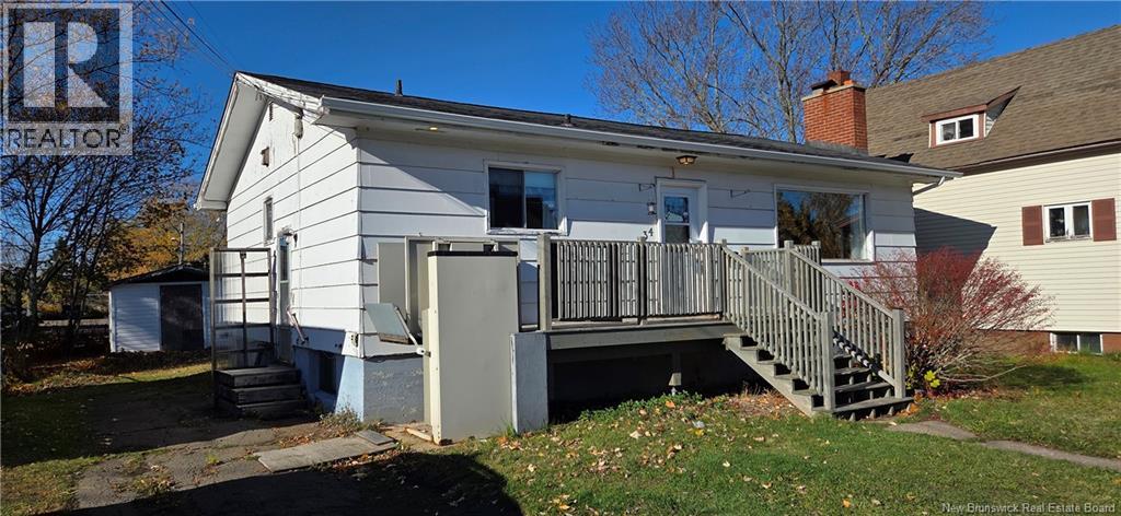 34 Atkinson, Moncton, New Brunswick  E1C 7S3 - Photo 2 - NB129407
