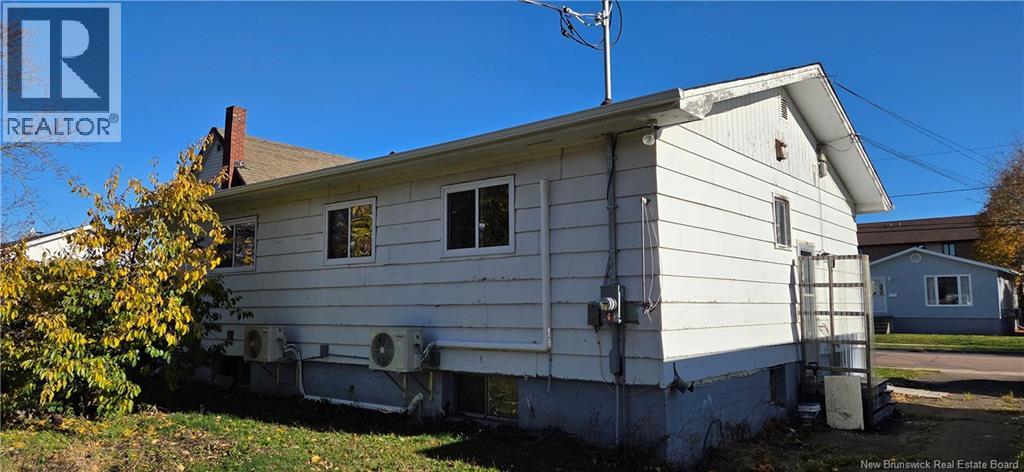 34 Atkinson, Moncton, New Brunswick  E1C 7S3 - Photo 3 - NB129407