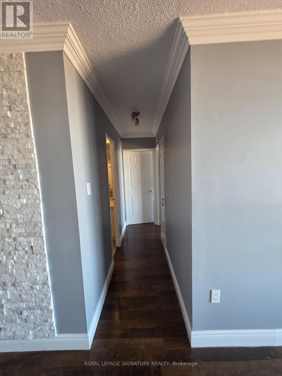 1604 - 3170 Kirwin Avenue, Mississauga, Ontario  L5A 3R1 - Photo 7 - W12516294