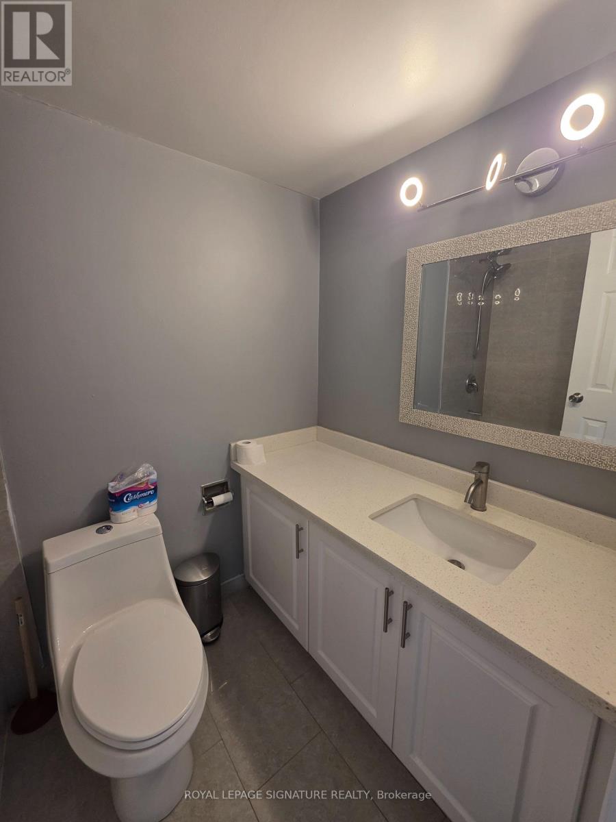 1604 - 3170 Kirwin Avenue, Mississauga, Ontario  L5A 3R1 - Photo 8 - W12516294