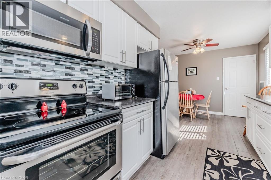 46 Roberts Crescent, Kitchener, Ontario N2E 1A5 - Photo 11 - 40785464