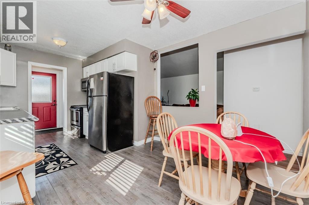 46 Roberts Crescent, Kitchener, Ontario N2E 1A5 - Photo 14 - 40785464