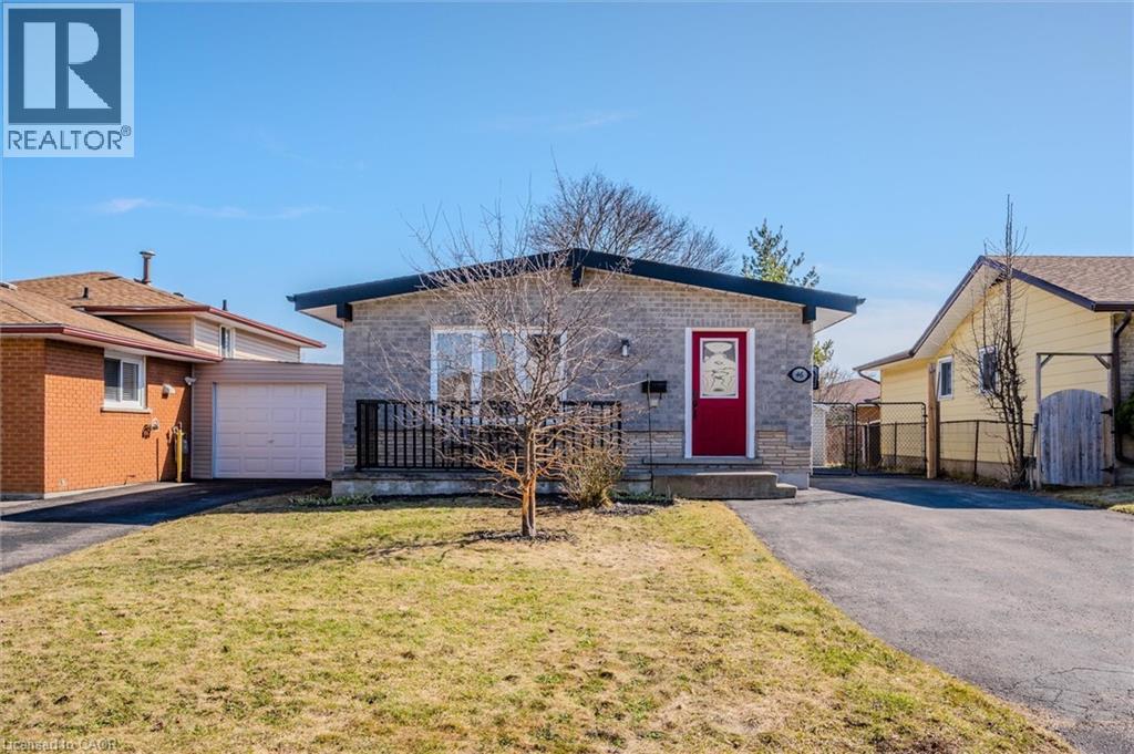 46 Roberts Crescent, Kitchener, Ontario N2E 1A5 - Photo 2 - 40785464