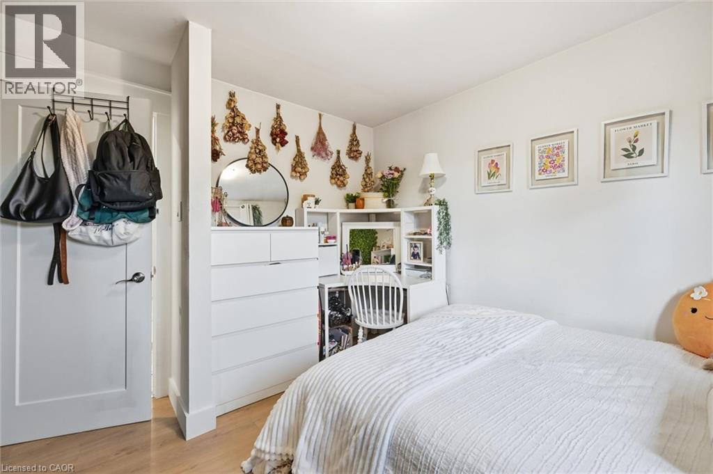 2373 Cayuga Court, Burlington, Ontario  L7P 3L5 - Photo 27 - 40782495