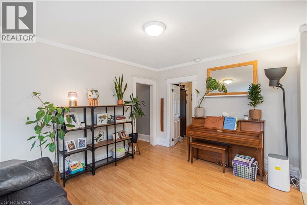 116 Carlton Street, St. Catharines, Ontario  L2R 1R3 - Photo 6 - 40784630