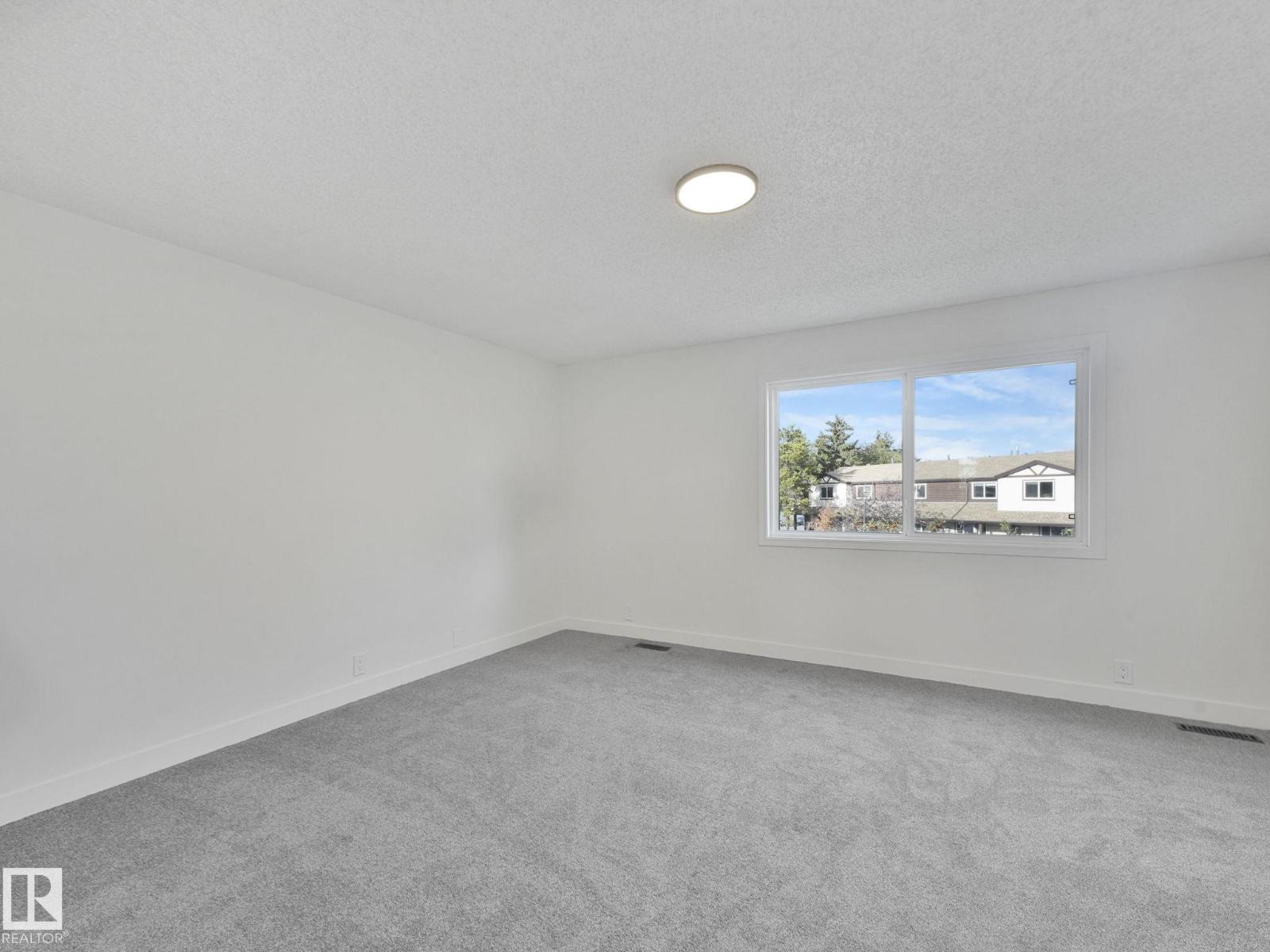 #10 13833 30 St Nw, Edmonton, Alberta T5Y 2B2 - Photo 34 - E4462352