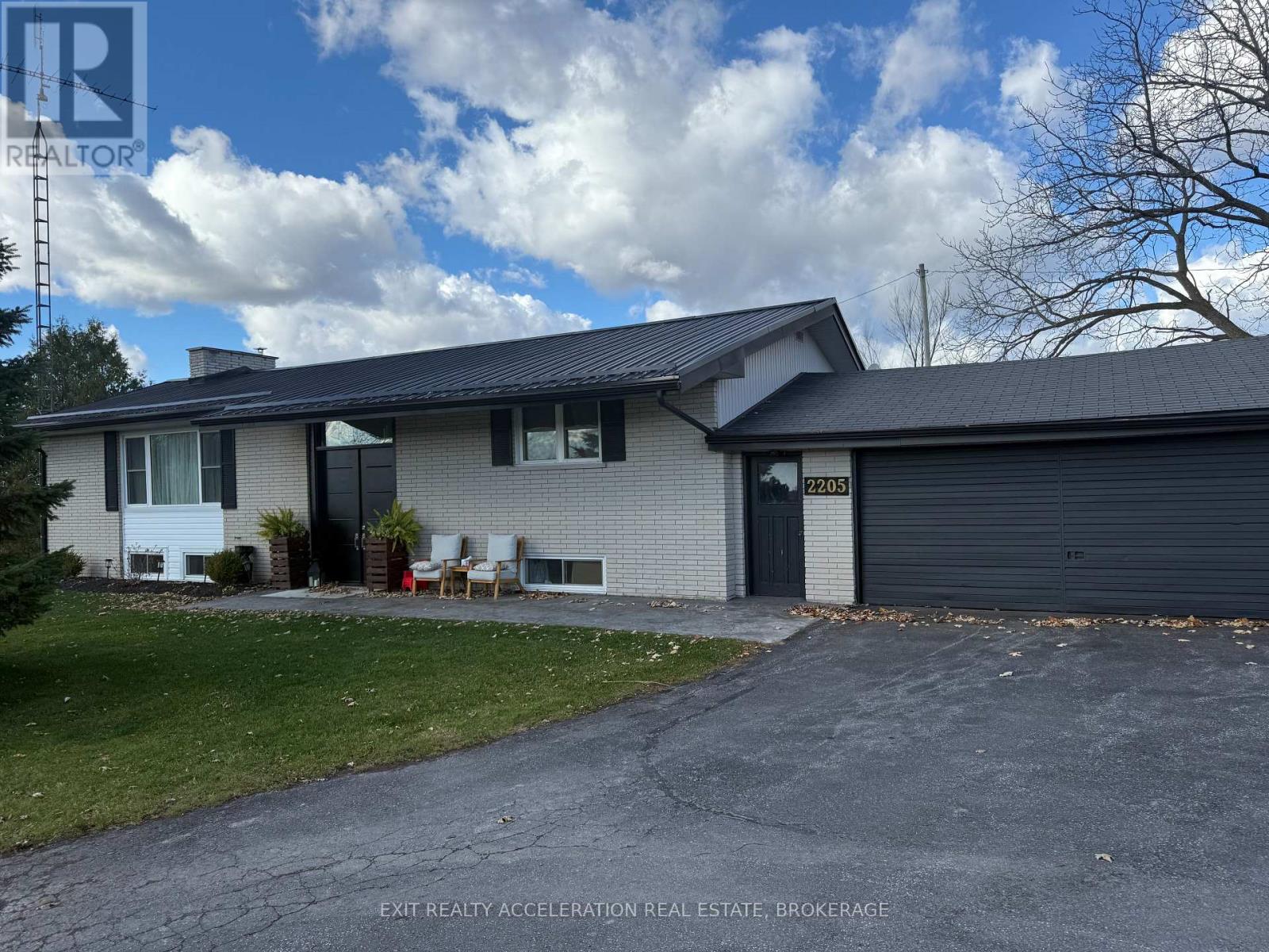 2205 Sharpe Road, Loyalist, Ontario K0H 2H0 - Photo 1 - X12517782