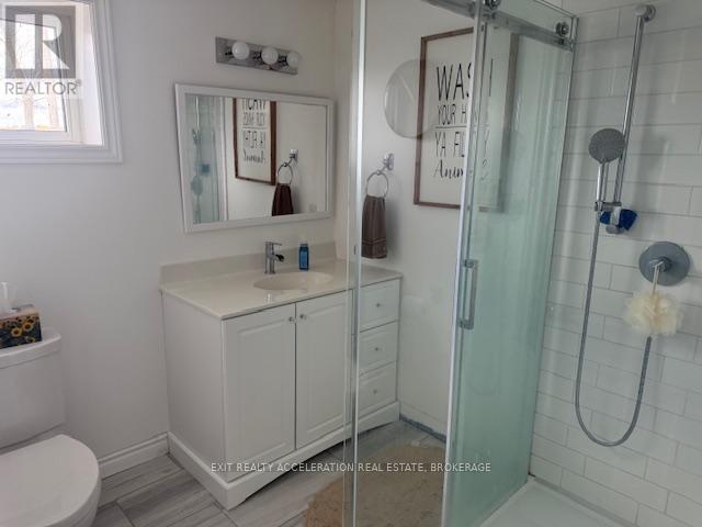 2205 Sharpe Road, Loyalist, Ontario K0H 2H0 - Photo 7 - X12517782