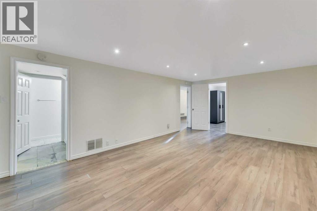 11 Fir Street, Red Deer, Alberta  T4N 4Y3 - Photo 20 - A2264121